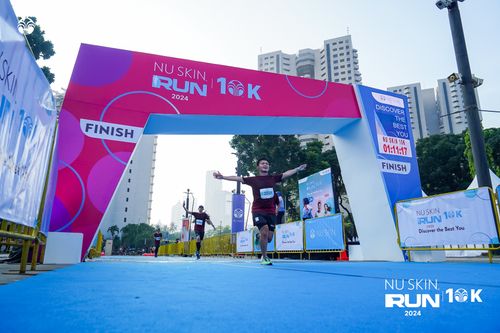 Race photo from Nu Skin Run 10K
