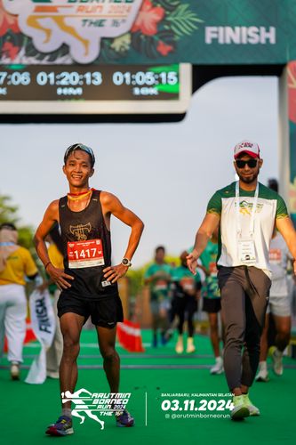 Race photo from Arutmin Borneo Run 2024