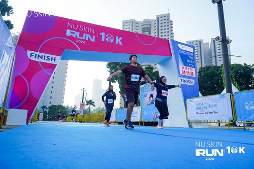 Race photo from Nu Skin Run 10K