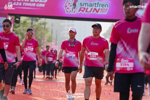 Race photo from Smartfren Run 2025 