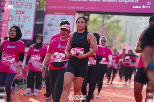Race photo from Smartfren Run 2025 