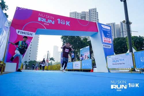 Race photo from Nu Skin Run 10K