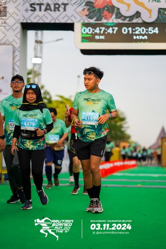 Race photo from Arutmin Borneo Run 2024