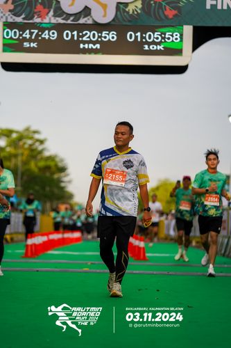 Race photo from Arutmin Borneo Run 2024