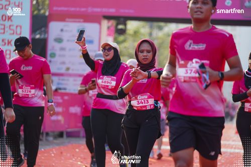 Race photo from Smartfren Run 2025 