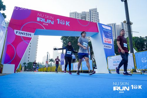 Race photo from Nu Skin Run 10K