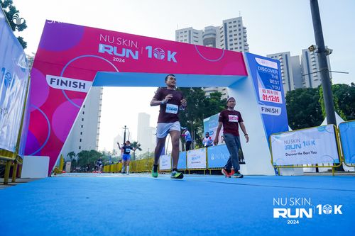 Race photo from Nu Skin Run 10K