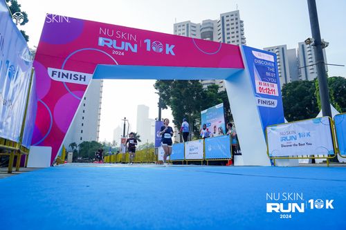 Race photo from Nu Skin Run 10K