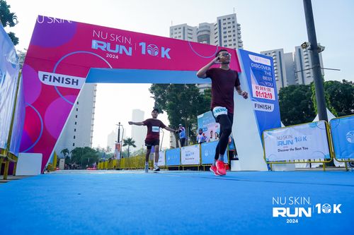 Race photo from Nu Skin Run 10K