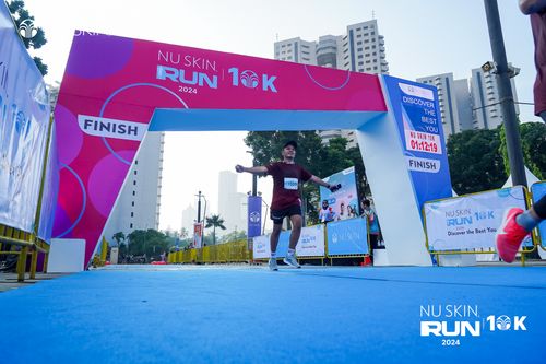 Race photo from Nu Skin Run 10K