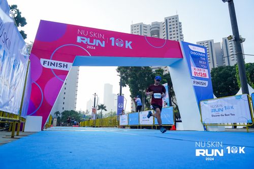 Race photo from Nu Skin Run 10K