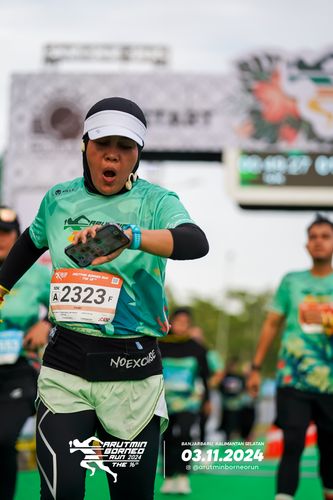 Race photo from Arutmin Borneo Run 2024