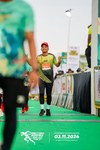 Race photo from Arutmin Borneo Run 2024