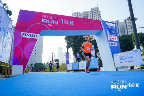 Race photo from Nu Skin Run 10K