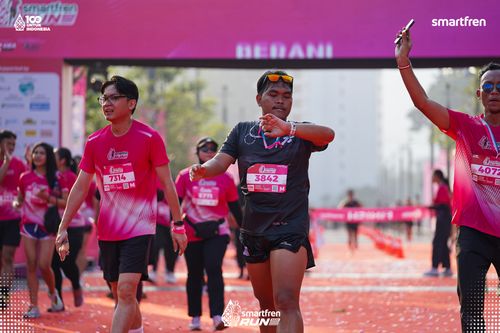 Race photo from Smartfren Run 2025 