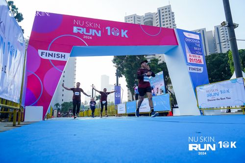 Race photo from Nu Skin Run 10K