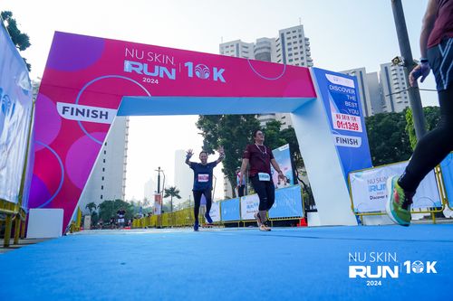 Race photo from Nu Skin Run 10K