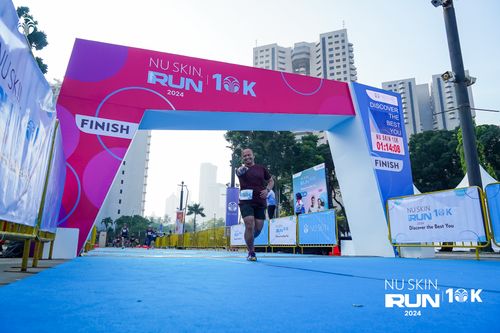 Race photo from Nu Skin Run 10K