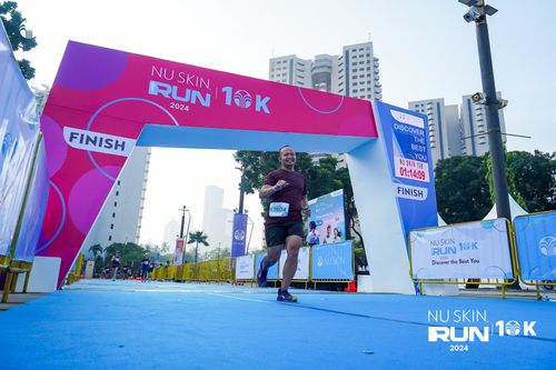 Race photo from Nu Skin Run 10K