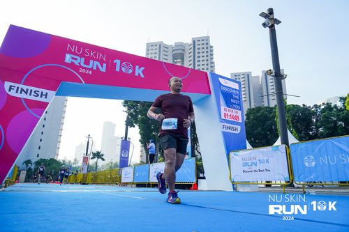 Race photo from Nu Skin Run 10K