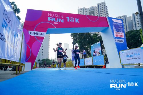 Race photo from Nu Skin Run 10K
