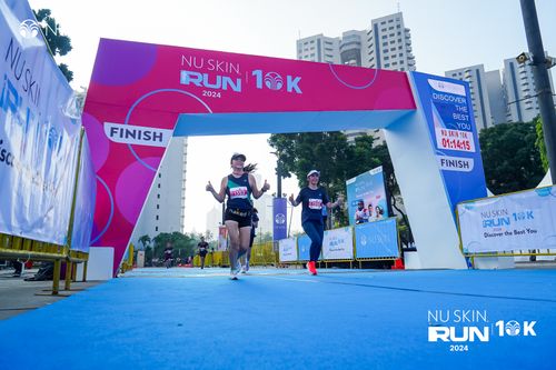 Race photo from Nu Skin Run 10K
