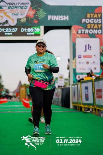 Race photo from Arutmin Borneo Run 2024