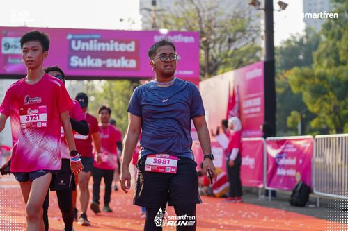 Race photo from Smartfren Run 2025 