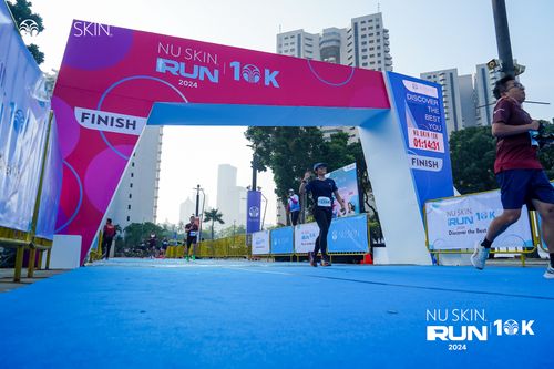 Race photo from Nu Skin Run 10K