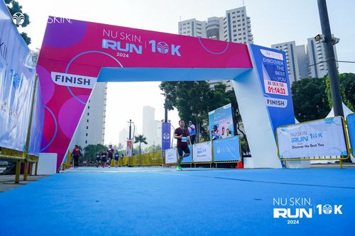 Race photo from Nu Skin Run 10K