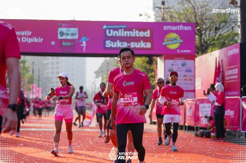 Race photo from Smartfren Run 2025 