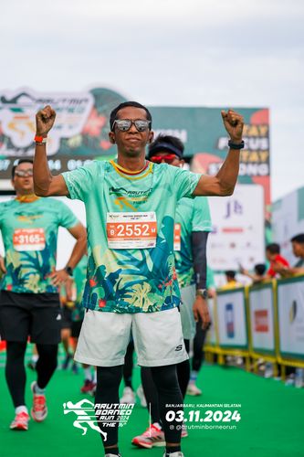 Race photo from Arutmin Borneo Run 2024