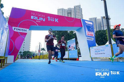 Race photo from Nu Skin Run 10K