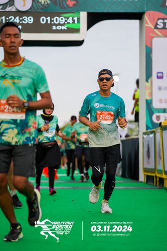 Race photo from Arutmin Borneo Run 2024