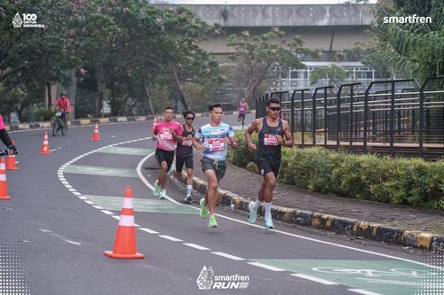 Race photo from Smartfren Run 2025 