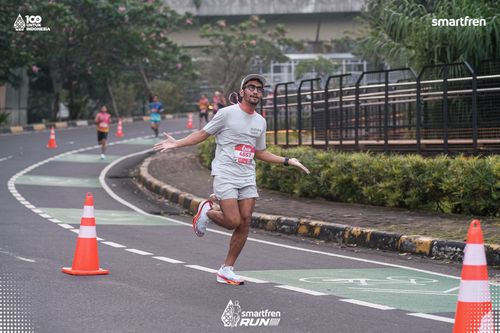 Race photo from Smartfren Run 2025 