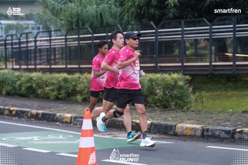 Race photo from Smartfren Run 2025 