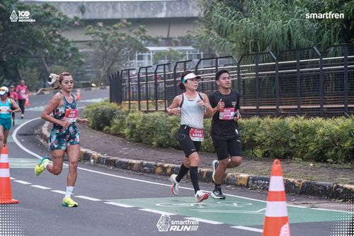 Race photo from Smartfren Run 2025 