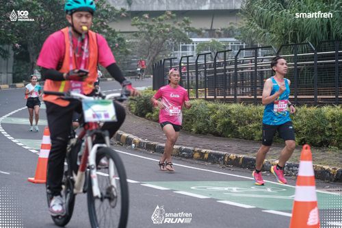 Race photo from Smartfren Run 2025 