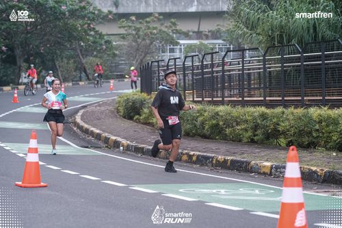 Race photo from Smartfren Run 2025 