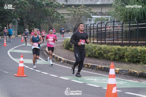 Race photo from Smartfren Run 2025 
