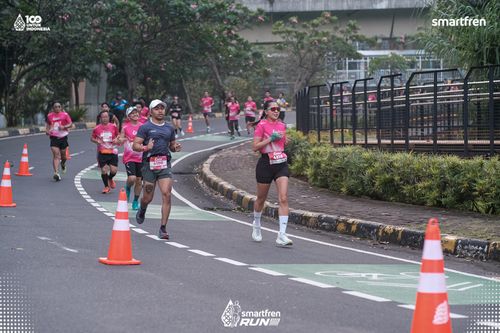 Race photo from Smartfren Run 2025 
