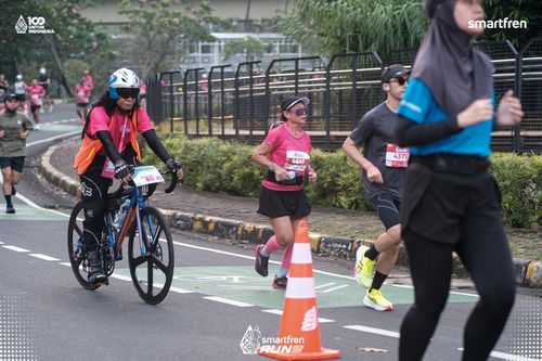 Race photo from Smartfren Run 2025 