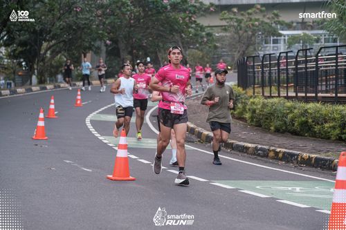 Race photo from Smartfren Run 2025 