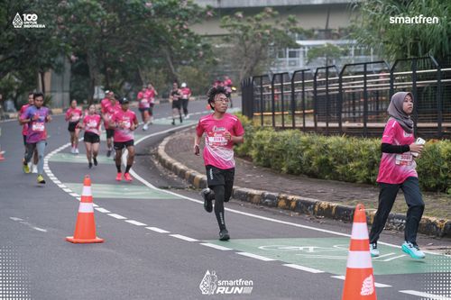 Race photo from Smartfren Run 2025 