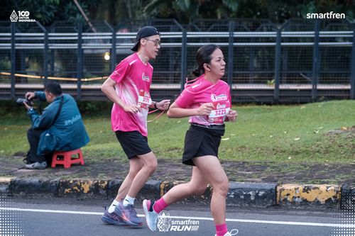 Race photo from Smartfren Run 2025 
