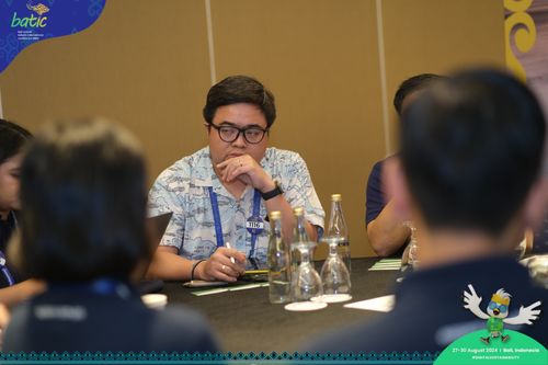 Race photo from Telin Batic 2024 Photo Search