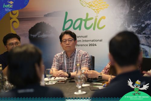 Race photo from Telin Batic 2024 Photo Search