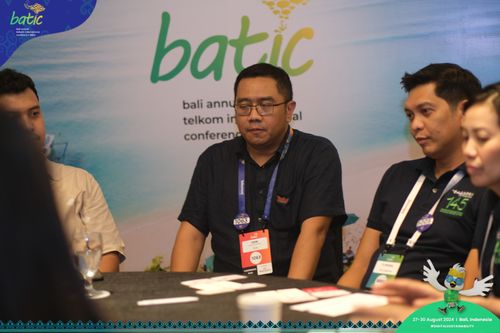 Race photo from Telin Batic 2024 Photo Search