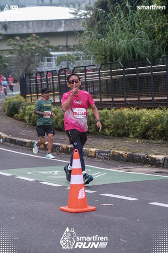 Race photo from Smartfren Run 2025 